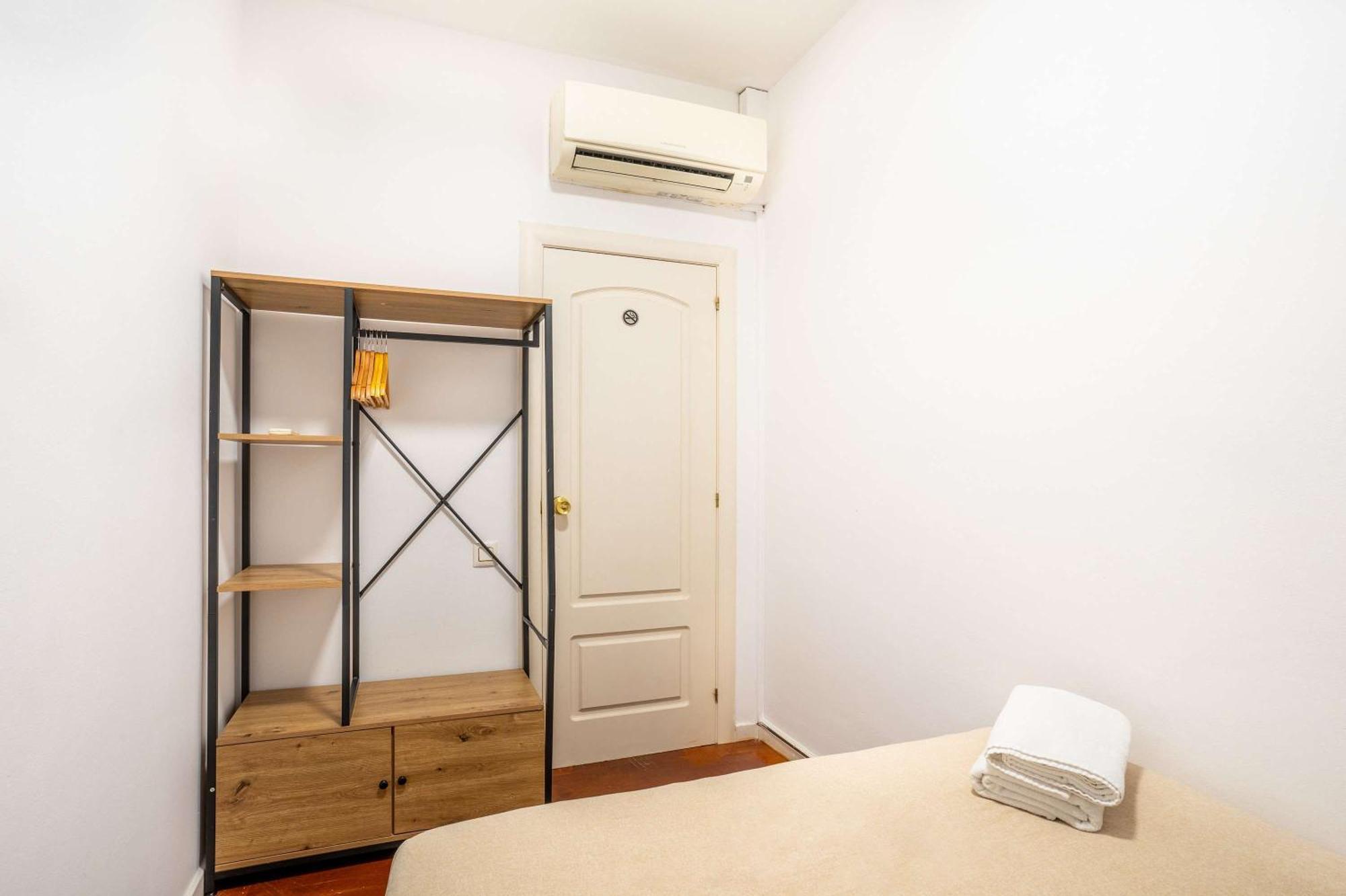 Next To Sagrada Familia 4-bedroom Apartment Barcelona