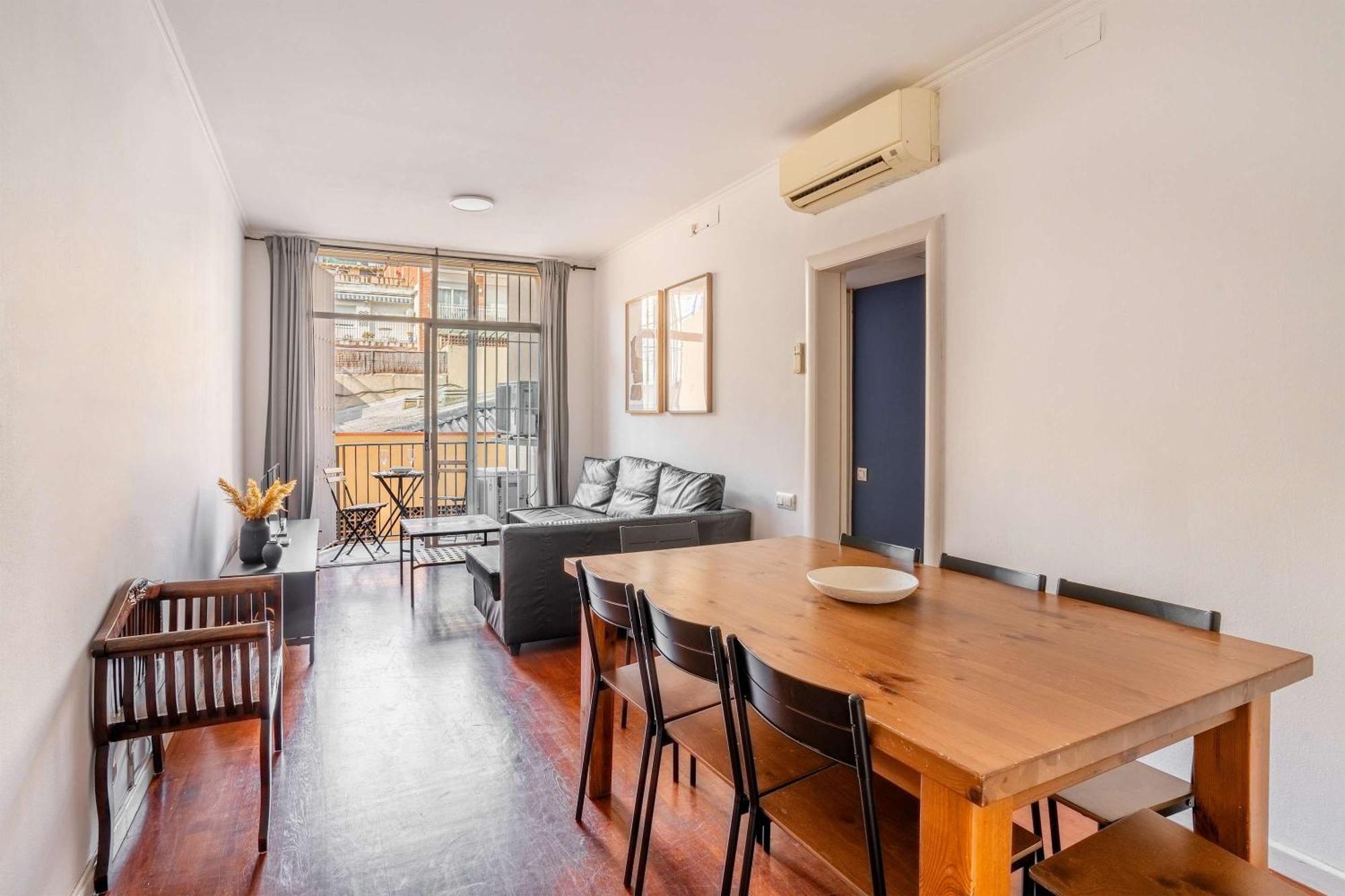 Next To Sagrada Familia 4-bedroom Appartamento *